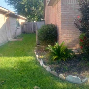 Bush Trimming by Greenwood Irrigation &amp; Lawn Care LLC reviewed on April 7, 2025