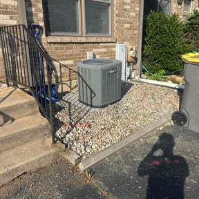 Weeding by Mos Landscaping Service reviewed on June 30, 2022