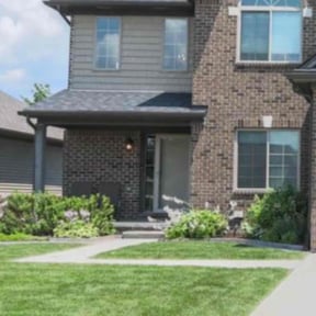 Bush Trimming by Craft's Lawn Care reviewed on June 1, 2022