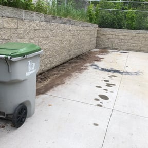 Leaf Removal by Jays Lawns reviewed on May 30, 2025