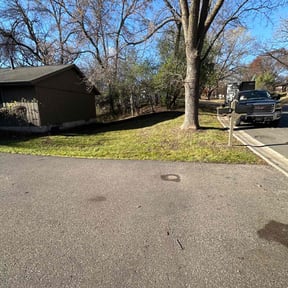 Cleanups by Leo's lawncare reviewed on May 15, 2022