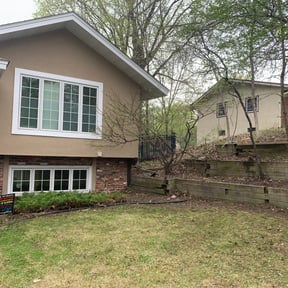 Leaf Removal by VonBerge Family Lawncare reviewed on November 15, 2024