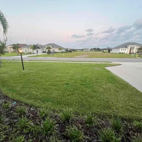 Flower Bed Weeding by Carol &amp; Sammy Lawn care reviewed on July 13, 2022