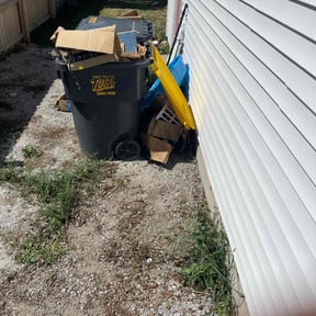 Cleanups by Uppercuts Lawn Care reviewed on December 22, 2021