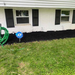 Landscaping by SleepyCutz Landscaping reviewed on October 21, 2024