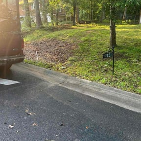 Cleanups by Shawn Hussey Lawns reviewed on October 3, 2024