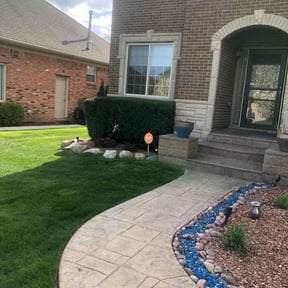 Bush Trimming by My 5boys lawn care reviewed on June 9, 2022