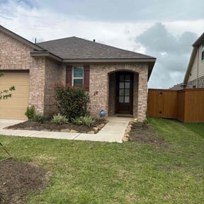 Flower Bed Weeding by I4-75-95 connections LLC reviewed on June 13, 2022