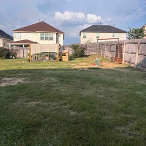 Flower Bed Weeding by Lead the Way Lawncare LLC reviewed on April 11, 2022