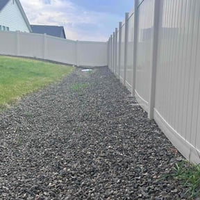 Weeding by Eagle Electric Lawn Care reviewed on May 1, 2025