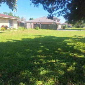 Cleanups by Southern Scapes Lawn Service reviewed on May 1, 2025