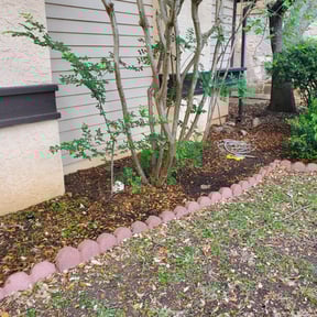 Flower Bed Weeding by Grasman LLC reviewed on May 5, 2025