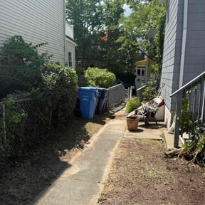 Leaf Removal by Text 2 Cut Lawn Care LLC reviewed on June 26, 2022