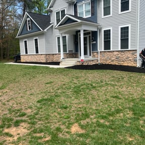 Mulching by Wayfast Handyman reviewed on April 11, 2022