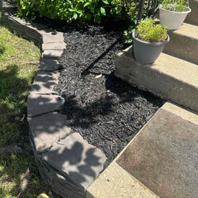 Flower Bed Weeding by SRC Lawn Care reviewed on May 23, 2022