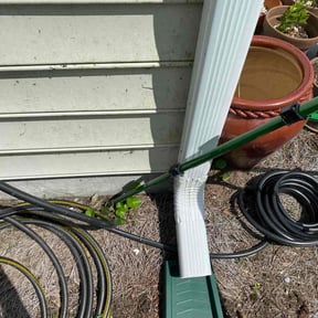 Flower Bed Weeding by Pro lawn LLC reviewed on June 10, 2022