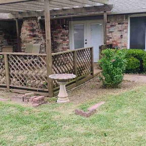 Bush Trimming by Don Genos LLC reviewed on April 16, 2025