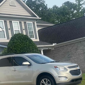 Bush Trimming by Clark Lawn Care reviewed on April 23, 2025