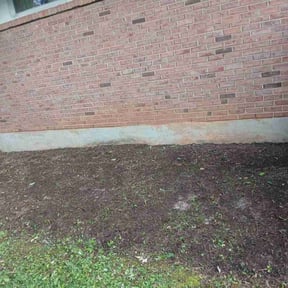 Flower Bed Weeding by Scott Lawncare reviewed on May 25, 2022
