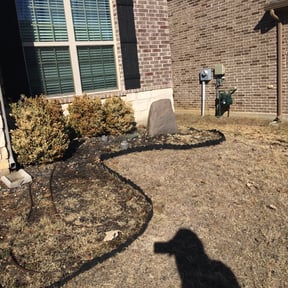 Flower Bed Weeding by Double F Lawns reviewed on January 30, 2025