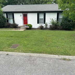 Flower Bed Weeding by Haines Lawn Care reviewed on June 27, 2025