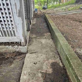 Leaf Removal by Perfect lawn reviewed on November 22, 2021