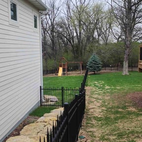 Leaf Removal by Serrano's House Care reviewed on June 2, 2022