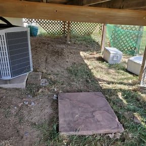 Flower Bed Weeding by Cleaning in the mountains reviewed on November 13, 2024