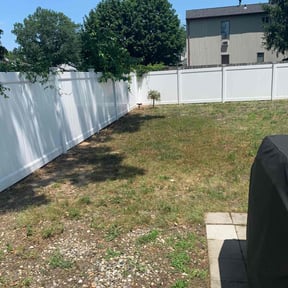 Leaf Removal by Lookwithin lawncare reviewed on July 18, 2022