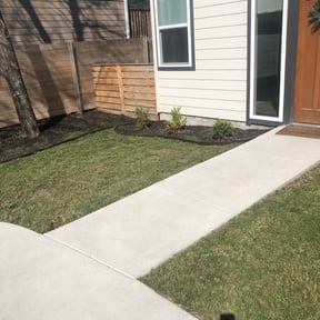 Leaf Removal by Man Power Home Repairs reviewed on October 16, 2021