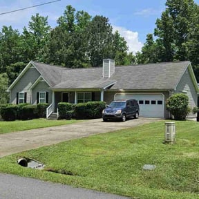 Bush Trimming by A. I. Lawn & Maintenance reviewed on April 17, 2025