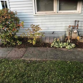 Flower Bed Weeding by Bryan English LLC reviewed on January 29, 2022