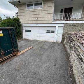 Weed Pulling by Paparo Lawn Care reviewed on October 16, 2022