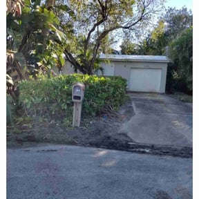 Bush Trimming by JMAAX DaBigLukes enterprise reviewed on May 24, 2022