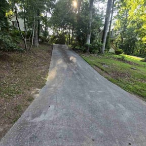 Leaf Removal by Louisiana Lawns reviewed on June 21, 2022