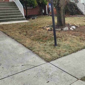 Leaf Removal by Garretts Lawn Maintenance LLC reviewed on July 31, 2024