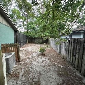 Leaf Removal by Lawns Plus Landscaping reviewed on June 14, 2022