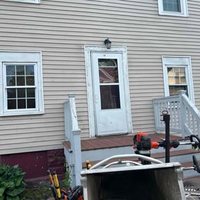 Leaf Removal by DDIY LAWN AND HOME reviewed on June 13, 2022