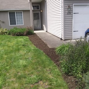 Flower Bed Weeding by Okie Lawn and Landscape reviewed on June 14, 2022