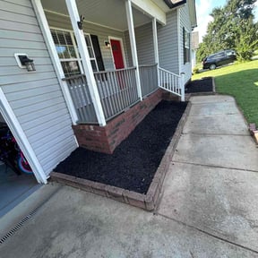 Mulching by Cutting up Lawn and Tree Care reviewed on July 31, 2022