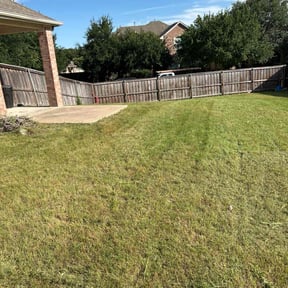 Cleanups by Merriweather's Lawn Care reviewed on July 7, 2022