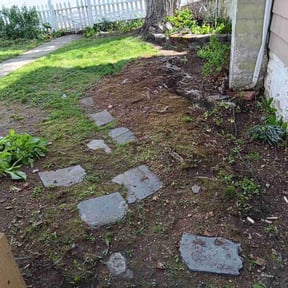 Leaf Removal by Shawn Schatzabel reviewed on September 5, 2024