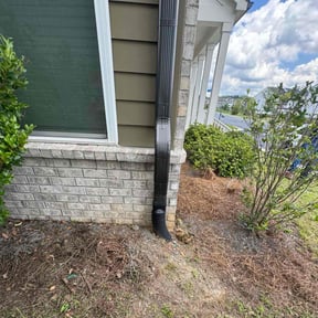 Weeding by MPV Landscaping reviewed on July 17, 2022