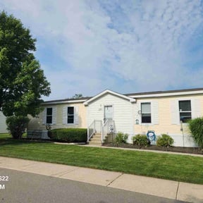 Bush Trimming by Frederickson Lawn Management reviewed on July 19, 2022