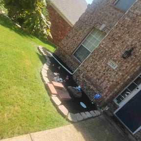 Mulching by M&M Lawn Care reviewed on August 6, 2022