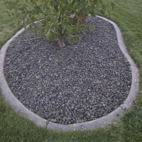 Weeding by Aurora's Dream Lawn Creations reviewed on September 8, 2021