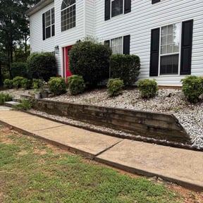 Flower Bed Weeding by A&S best landscaping reviewed on July 18, 2022
