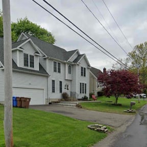 Leaf Removal by Yolandi's A-1 Lawn Care reviewed on July 7, 2022