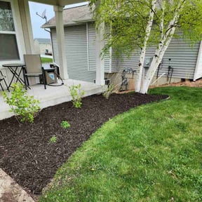 Flower Bed Weeding by C&L landscaping reviewed on May 11, 2022