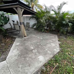Leaf Removal by ML Lawn Care LLC reviewed on November 3, 2023